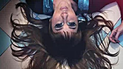 Natalia Clavier - Trouble