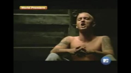 Eminem - Cleanin Out My Closet.avi