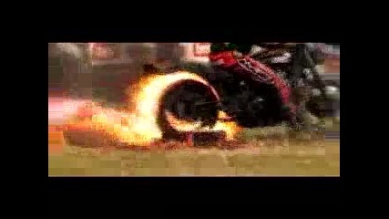 Motorcycle tire burnout stunt - burnout motorcycle stunt 