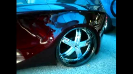 Mercedes amazing! (30" rims in the rear...26" rims in the front. A crazy looking door...wow!)