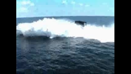 Подводница - Аварийно Излизане Над Водата!!