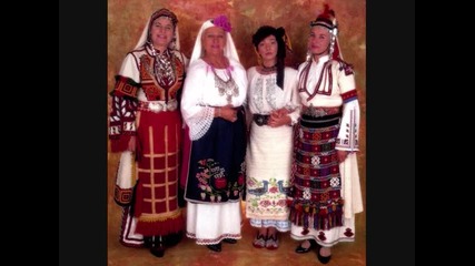 Англичанка пее български фолклор 