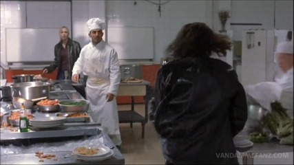 Ван Дам като Клод Вилиан (братът близнак) в Непобедимите 3