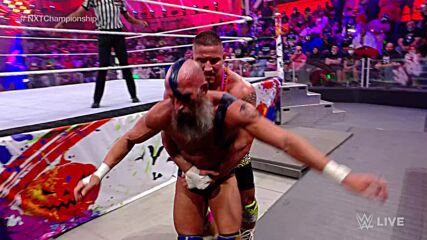 Tommaso Ciampa vs. Bron Breakker – NXT Title Match: WWE NXT, Oct. 26, 2021