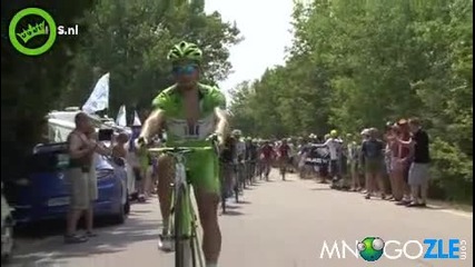Питър Саган си прави шоуто на Тур дьо Франс