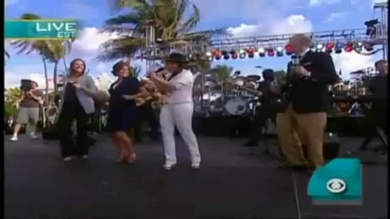 Gloria Estefan - Conga ( Live on The Early Show 2010) 