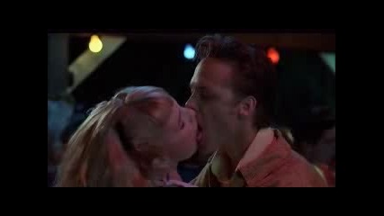 How make a french kiss 