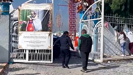 Взрив на пиротехника уби 10 души и рани 64 по време на религиозен фестивал в Мексико