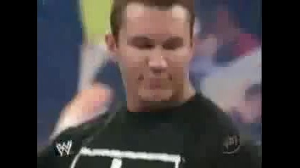 Wwe - Undertaker Saves Rey Mysterio 