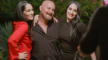 The Bellas reunite with their father: Total Bellas, April 9, 2020