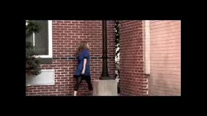 Alyria - Quick to Move