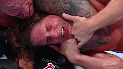 Riddle vs. Randy Orton: Raw, April 19, 2021