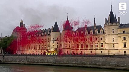 Jo Paris 2024 - Le groupe de métal Gojira enflamme la Conciergerie avec Marina Viotti.mp4