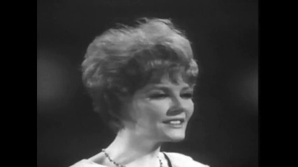 Petula Clark - Downtown (1965)