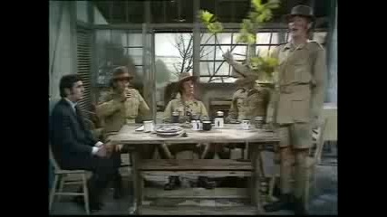 Monty Python - Брус
