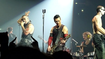 Rammstein - Mann Gegen Mann (live aus Dusseldorf 2011)