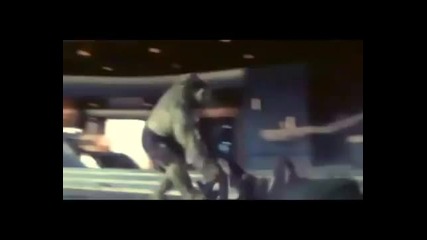 Хълк разбива Тор и Локи - Сцени от филма Отмъстителите / Бг Субс