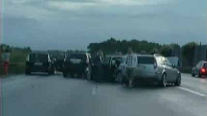 259 cars in mass pile - up on German motorway