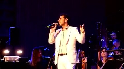 Serj Tankian - Feed us +poem - Elect the Dead Symphony 