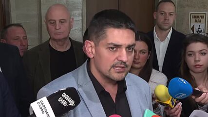 Василев: Хаосът, по повод изчислението на резултатите от изборите, е създаден от КС