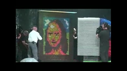 Мона лиза нарисувана от робот за 80 мили от секундата
