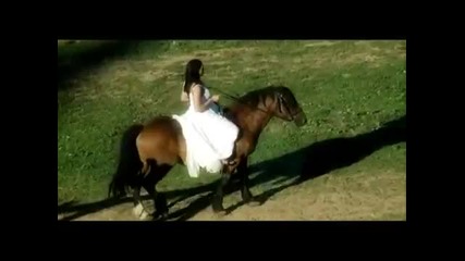Enes Begovic - Lijepa je
