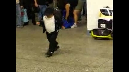 Mini Michael Jackson 