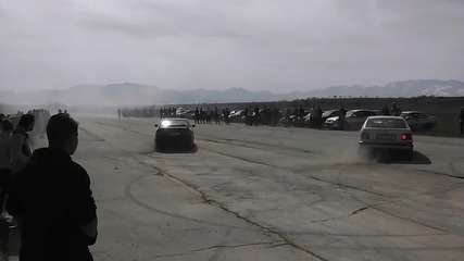 Бмв-та пилят яко гуми Burnout and drift Bmw