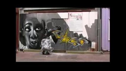 Graffiti - C3p Darkelixir Paintin Wall