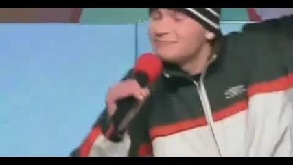 А ние нямаме момичета на двора