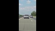 Опасно изпреварване на автомагистрала „Тракия“
