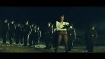 Rihanna - hard 