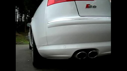 Audi S8 V10 звук