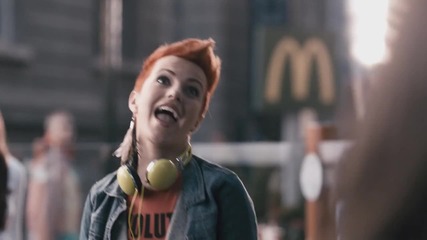 Поли Генова в реклама на Макдонълдс [ H Q ]