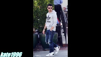 Joe Jonas Носи Adidas