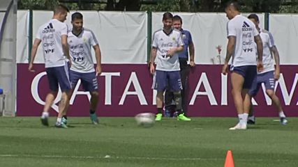 Трима с травми в лагера на Аржентина