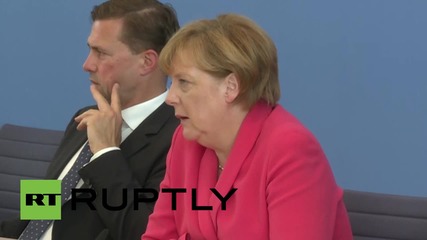 Германия: Меркел твърди, че Германия никога не се изолирала от дебата за кризата в Гърция