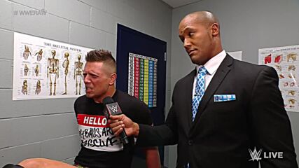 Johnny Gargano dupes The Miz into revealing he is not injured: Raw, Oct. 17, 2022