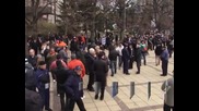 Поредният протест във Варна премина с разцепление между протестиращите