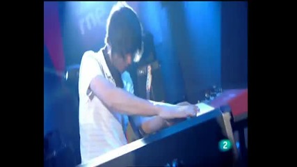 Siempre positivo - Mi Pequena Radio (los Conciertos de Radio 3, 6 - 5 - 2010) 