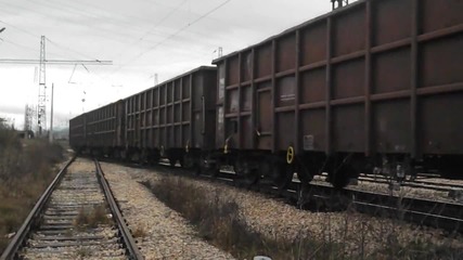 46 039 с товарен влак към Волуяк.