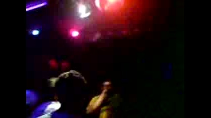 Mov00204.3gp