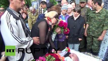 Ukraine: 'Ghost' battalion head Alexei Mozgovoy's funeral attracts thousands