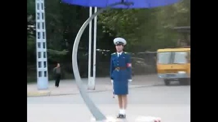 Като Робот е 
