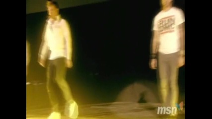 Backstreet Boys-treat Me Right Msn Unbreakable Concert с (високо качество)