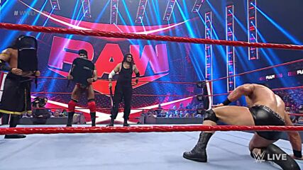 Drew McIntyre vs. Veer & Shanky – Handicap Match: Raw, Aug. 2, 2021