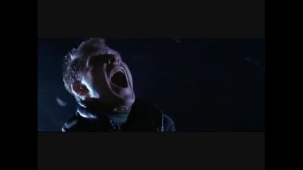 Умирай Трудно 2 - Финална Екшън Сцена 