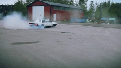 Volvo 740 V8