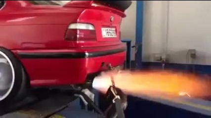 Нещо горещо за феновете на Bmw!!!