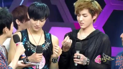 [ Fancam] Exo-m - Full Story of Kris & Tao receiving their punishment at Happy Camp